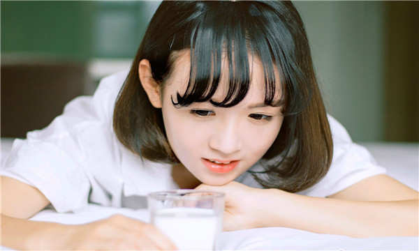施秉40万找私人代妈