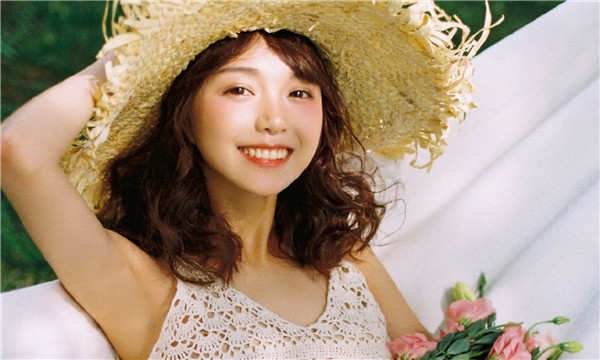施秉私人代怀公司